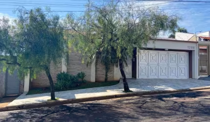 Casa comercial com 2 salas à venda na Vila Harmonia, Araraquara , 226 m2 por R$ 1.000.000