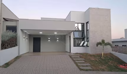 Casa em condomínio fechado com 3 quartos à venda no Residencial Campos de Piemonte, Araraquara , 145 m2 por R$ 800.000
