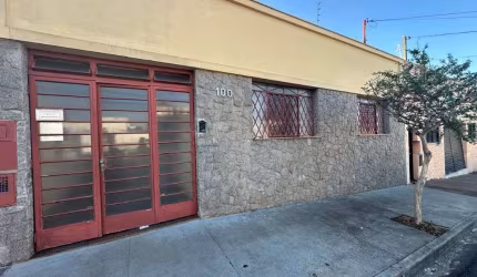 Casa com 4 quartos à venda no Centro, Araraquara , 254 m2 por R$ 550.000