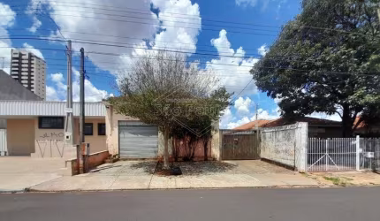 Casa com 3 quartos à venda no Centro, Araraquara , 323 m2 por R$ 800.000