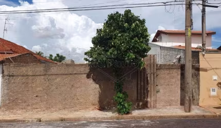 Terreno à venda no Jardim Santa Angelina, Araraquara  por R$ 180.000