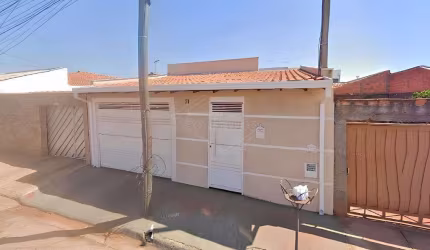 Casa com 2 quartos à venda no Jardim Indaiá, Araraquara , 54 m2 por R$ 300.000