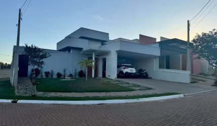 Casa em condomínio fechado com 3 quartos à venda no Condomínio Buona Vita, Araraquara , 198 m2 por R$ 1.325.000