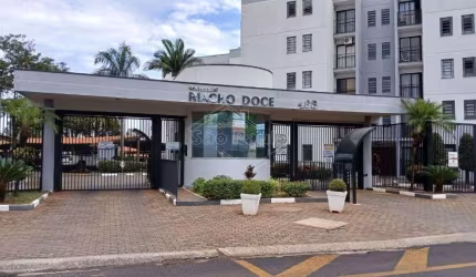 Apartamento com 2 quartos à venda no Jardim Botânico, Araraquara , 56 m2 por R$ 200.000