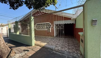 Casa com 3 quartos à venda na Vila Xavier (Vila Xavier), Araraquara , 132 m2 por R$ 600.000