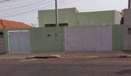 Casa com 2 quartos à venda no Jardim do Carmo, Araraquara , 145 m2 por R$ 270.000