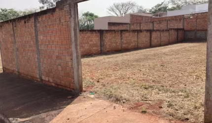 Terreno em condomínio fechado à venda no Residencial Alto da Boa Vista, Araraquara  por R$ 110.000