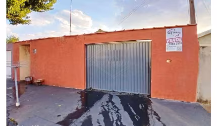 Casa com 2 quartos à venda no Jardim Vista Alegre, Américo Brasiliense , 114 m2 por R$ 270.000