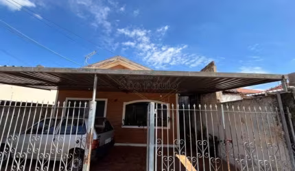 Casa com 3 quartos à venda na Vila Cidade Industrial (Vila Xavier), Araraquara , 127 m2 por R$ 215.000