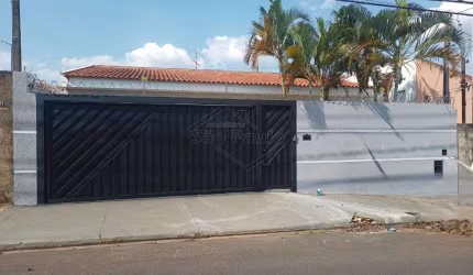 Casa com 3 quartos à venda no Jardim Santa Clara (Vila Xavier), Araraquara , 263 m2 por R$ 500.000
