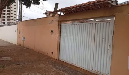 Casa com 3 quartos à venda na Vila Harmonia, Araraquara , 174 m2 por R$ 600.000