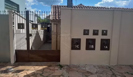 Casa com 1 quarto para alugar no Centro, Araraquara , 74 m2 por R$ 800