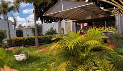 Casa com 4 quartos para alugar no Jardim Morumbi, Araraquara , 194 m2 por R$ 3.900