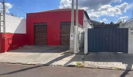 Casa com 3 quartos à venda na Vila Xavier (Vila Xavier), Araraquara , 175 m2 por R$ 630.000