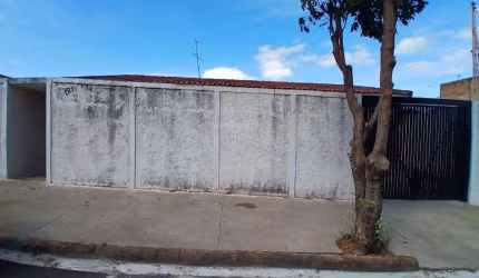 Casa com 3 quartos à venda no Jardim Ponte Alta, Américo Brasiliense , 128 m2 por R$ 255.000
