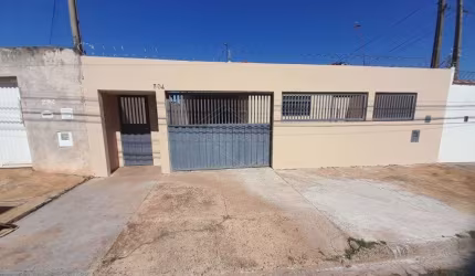 Casa com 3 quartos para alugar no Jardim Adalberto Frederico de Oliveira Roxo I, Araraquara , 130 m2 por R$ 1.380