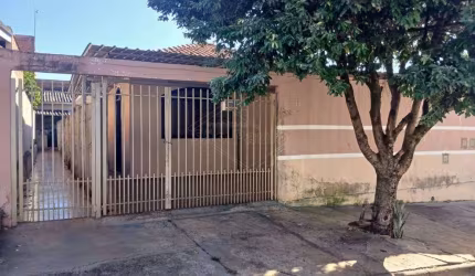 Casa com 3 quartos à venda no Jardim São José, Américo Brasiliense , 168 m2 por R$ 280.000