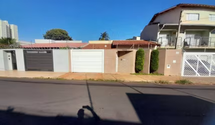 Casa com 3 quartos à venda no Centro, Araraquara , 147 m2 por R$ 580.000