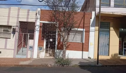 Casa com 3 quartos à venda no Centro, Araraquara , 126 m2 por R$ 400.000
