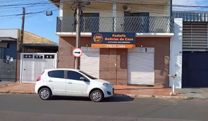 Casa com 3 quartos para alugar no Jardim São José, Américo Brasiliense  por R$ 3.500
