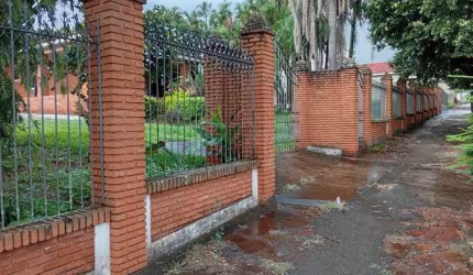 Casa com 3 quartos à venda no Centro, Gavião Peixoto , 377 m2 por R$ 1.450.000
