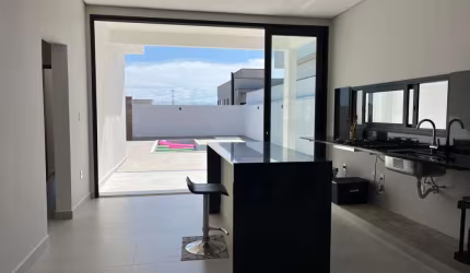 CASA TÉRREA NOVA NO CONDOMÍNIO SANTA MÔNICA