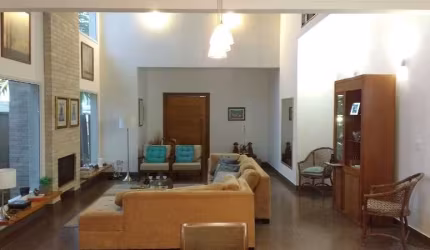 UM BELO SOBRADO COM 4 SUÍTES NO ALTOS DA SERRA V