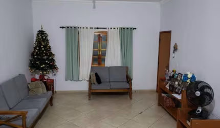 SOBRADO NO BOSQUE DOS IPÊS