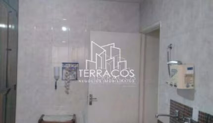 Apartamento com 2 dormitórios à venda, 64 m² por R$ 305.000,00 - Vila Rio Branco - Jundiaí/SP
