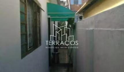 Casa com 1 dormitório à venda, 105 m² por R$ 340.000  Vila Manfredi - Jundiaí/SP
