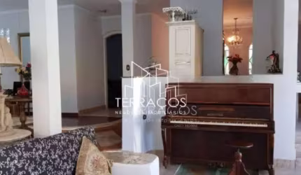 Casa à venda - Condominio Gramado - Cotia - SP