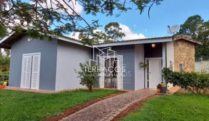 CASA TÉRREA À VENDA NO CONDOMÍNIO VILLAGE ÁGUAS DE SANTA ELISA EM ITUPEVA SP, COM PISCINA E CHURRASQUEIRA