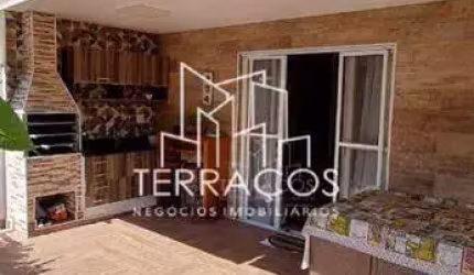 SOBRADO TOTALMENTE REFORMADO À VENDA NO CONDOMÍNIO THINA RESIDENCIAL EM JUNDIAÍ SP