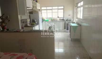 Casa com 3 dormitórios à venda, 213 m² por R$ 700.000,00 - Jardim Guanciale - Campo Limpo Paulista/SP
