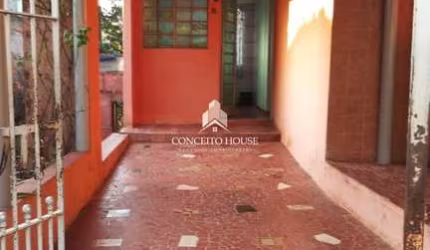 CASA LOCALIZADA EM BAIRRO TRANQUILO