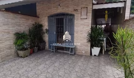 CASA PARA A VENDA EM MONGAGUÁ!!