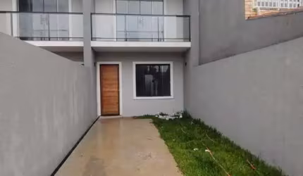 Vendo ótimo sobrado na planta localizado no bairro Umbara´