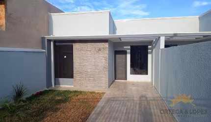 VENDO LINDA CASA COM 75,10m² AVERBADA NA FAZENDA RIO GRANDE, BAIIRRO IGUAÇU