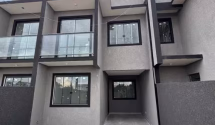 Sobrado 3 Quartos para Venda em Curitiba &#x2013; Rio Bonito
