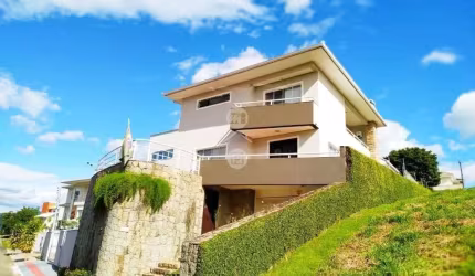 Casa 3 Dormitórios Sendo 1 Suite