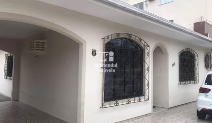 Casa 04 Quartos, sendo 03 suites - Jardim Cidade de Florianópolis