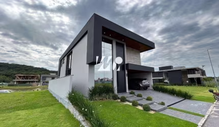 Reserva da Pedra - Casa Alto Padrão - Pedra Branca