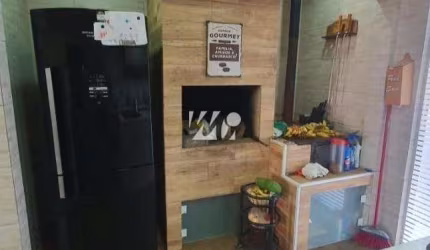 Casa com 4 Dormitórios Sendo 1 Suite