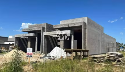 Casa com 3 Dormitórios com Suite