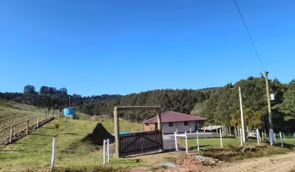 Sitio em Alfredo Wagner com Piscina