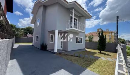 Casa 165m² com 5 Quartos e Suíte no Pagani