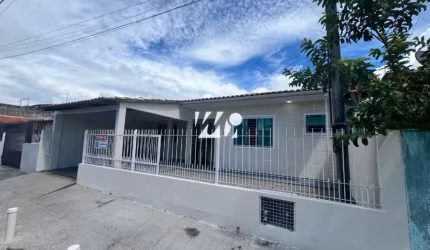 Casa 3 Quartos com 1 Suíte - Madri