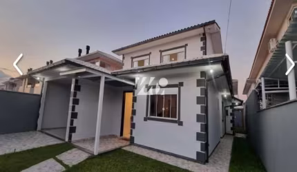 Casa 3 Dormitórios com 2 suítes - Nova Palhoça