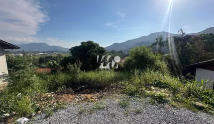 Terreno 375m² - Alto Aririu