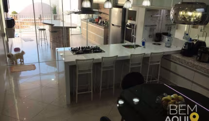Casa com 3 dormitórios à venda, 207 m² por R$ 1.300.000,00 - Condomínio Costa das Areias - Salto/SP